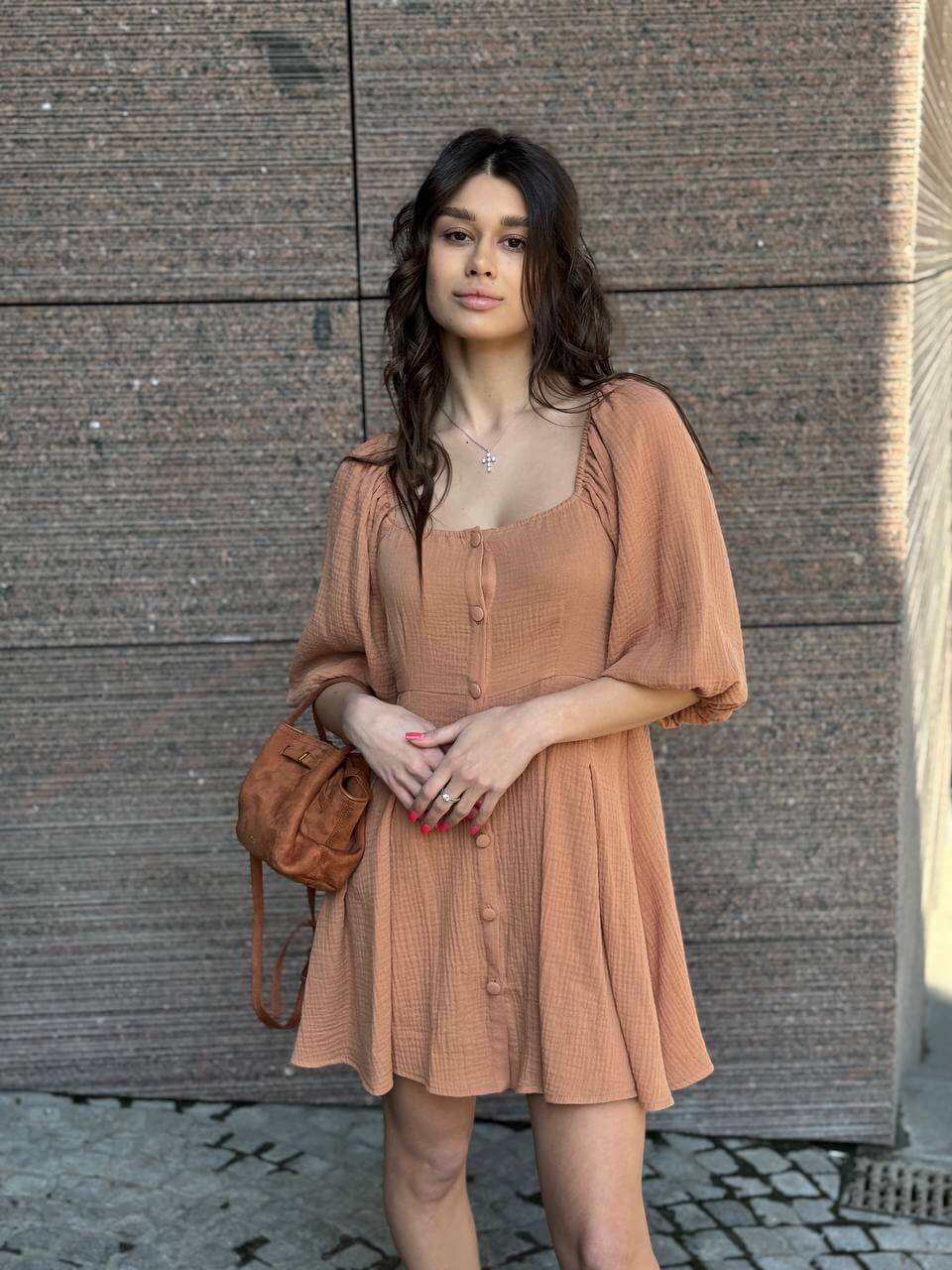 Сукня муслінова з ґудзиками карамель